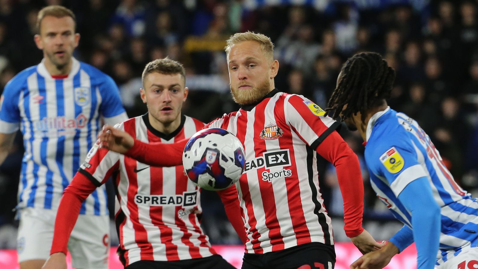 Soi kèo Huddersfield vs Sunderland